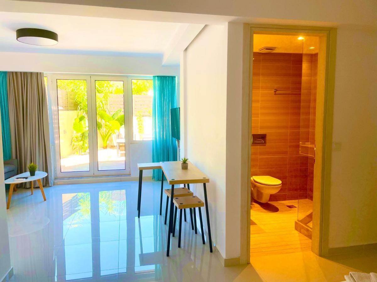 Haris White Apartment Roussospítion Exterior foto